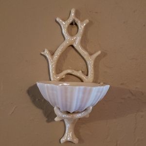 Belleek Ireland Small Wall holder.